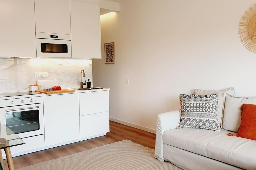 Lindo Junto A E A Marina De Vilamoura Com Piscina E Wi-fi Apartment Quarteira