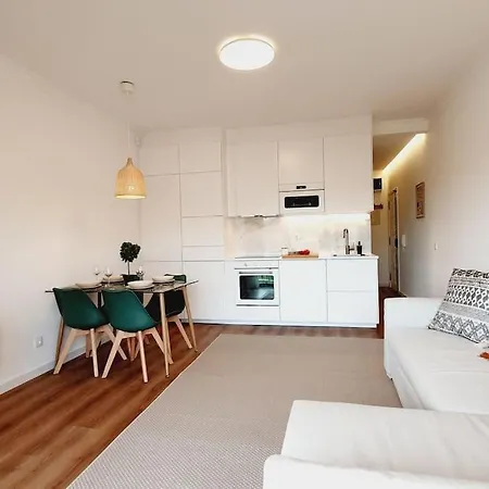 Lindo Apartamento Junto A Praia E A Marina De Vilamoura Com Piscina E Wi-Fi Quarteira Exterior photo